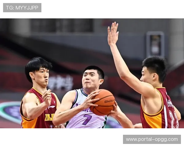 山东89-88险胜浙江率先闯入四强，陶汉林关键扣篮